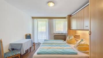 2 Schlafzimmer, kostenloses WLAN, BettwÀsche