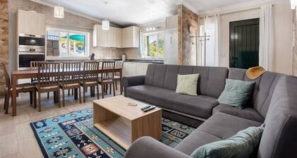 Holiday Home 'Casa 3' with Shared Pool, Wi-Fi and Air Conditioning