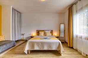 1 quarto, Wi-Fi de cortesia, roupa de cama