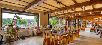 Apartment 'Les Tables Aux Vaches-Chambre Agout' with Private Terrace, Private Garden and Wi-Fi