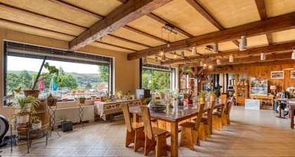 Maison d'hÎtes 'Les Tables Aux Vaches' avec terrasse privée, Wi-Fi et climatisation