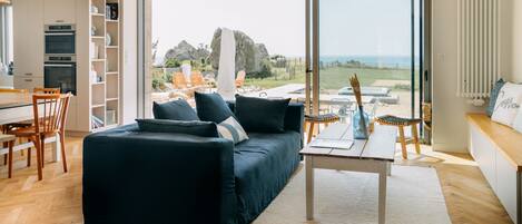 Tv, pejs, dvd-afspiller