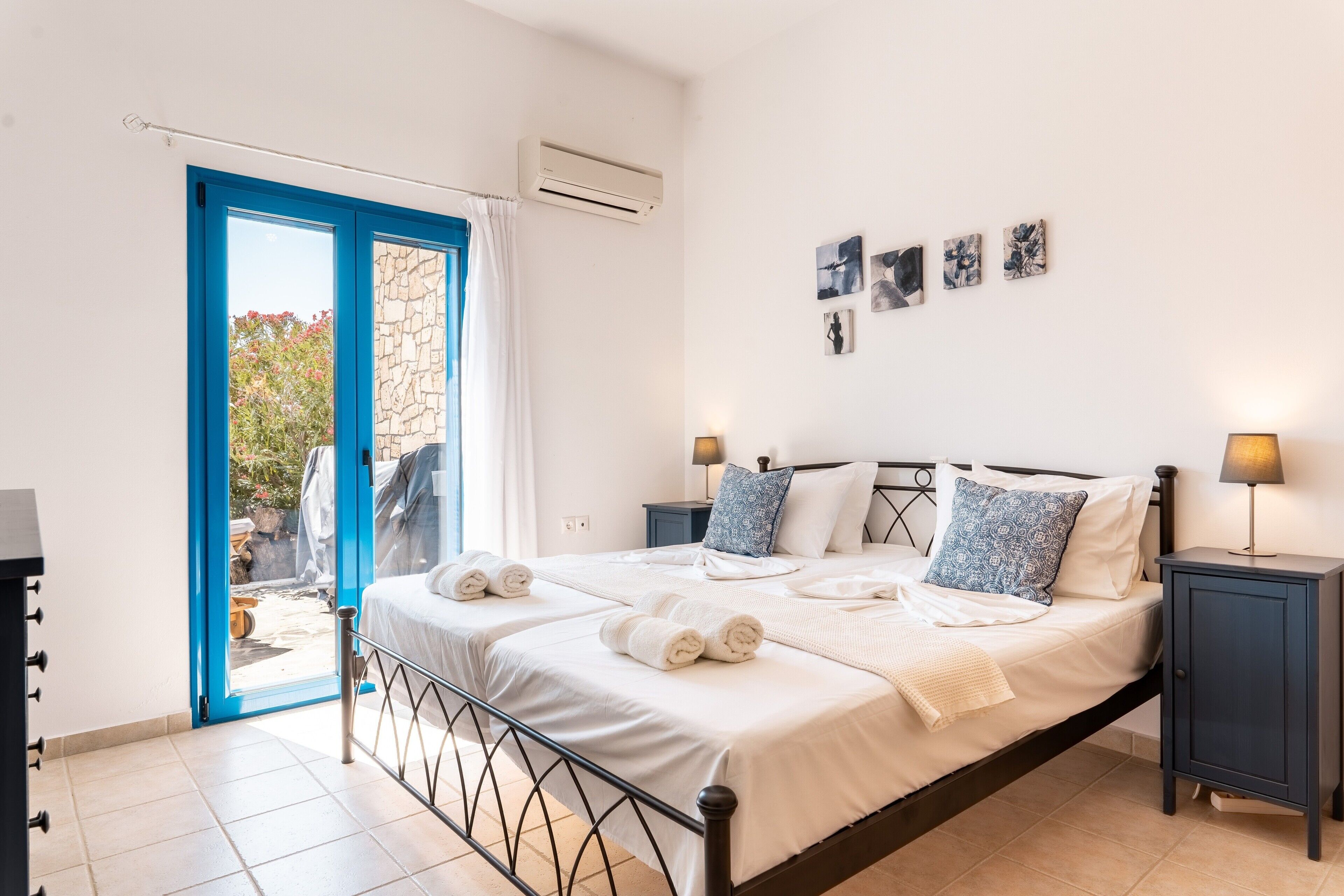 2 chambres, fer et planche à repasser, Wi-Fi gratuit, draps fournis