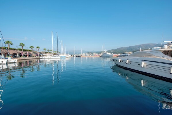 Marina