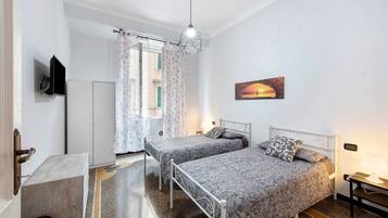 3 camere, ferro/asse da stiro, Wi-Fi gratuito, lenzuola