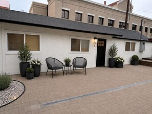 Terrace/patio - Cozy Cottage Near Hospital (Billings)
