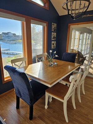 تناول الطعام