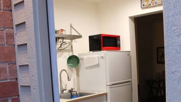 Microwave, oven, stovetop