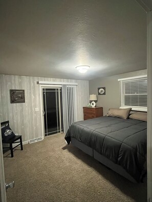 4 habitaciones, wifi y ropa de cama