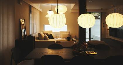 Luxury inn near Shinjuku(196㎡) 2 min. walk from train station/4 min to Shinjuku
