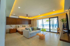 6 bedrooms, desk, WiFi, bed sheets