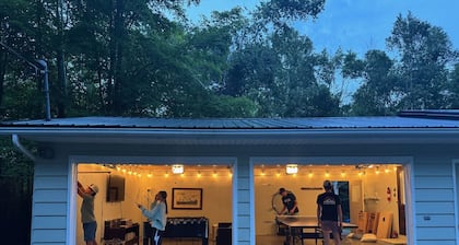 Renovated 3 bedroom cottage in the heart of northern Door County