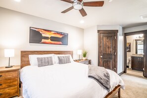 4 bedrooms, free WiFi, bed sheets