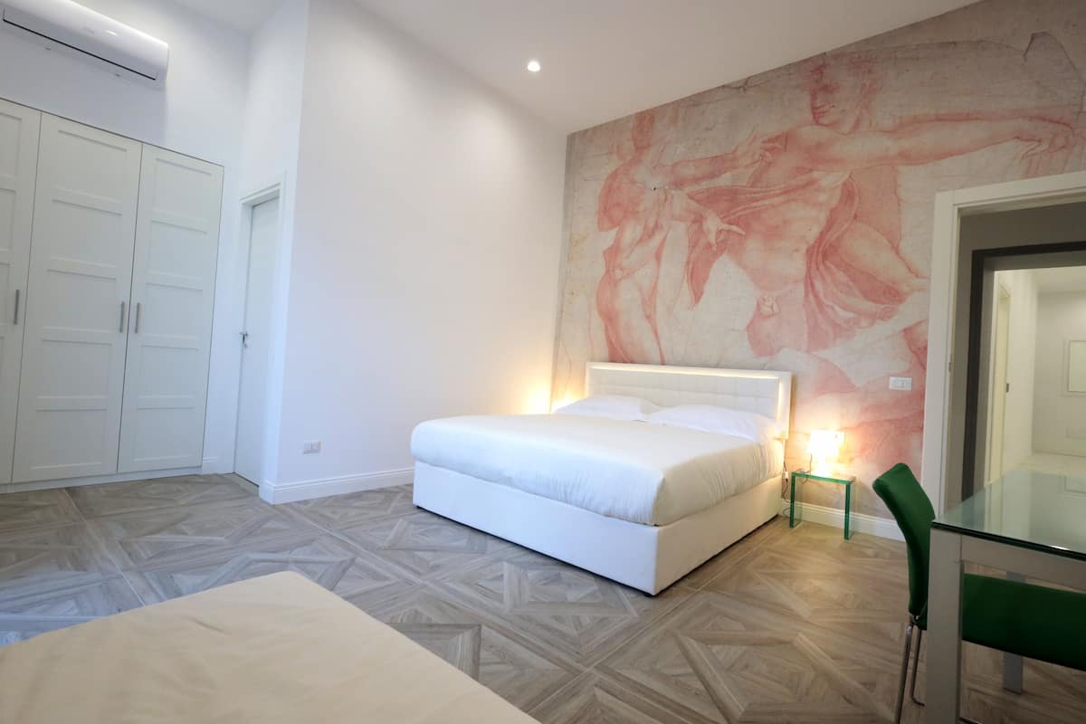 Deluxe Triple Room, City View | 1 bedroom, Egyptian cotton sheets, premium bedding, down comforters