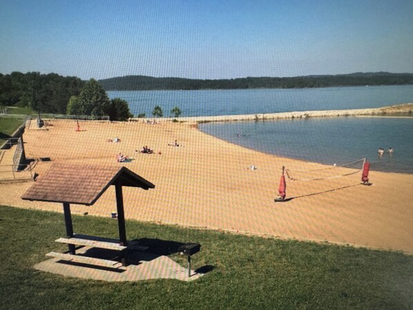 Beach - Jimmy's Jewel-No Stairs! Relaxing & Chic Retreat 3 BDRM 2 BA Close to the Strip (Branson)