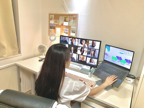 Business center - Home office apartment with LG smart Closet, WIFI, entire unit in Yeongdeungpo (Yeongdeungpo)