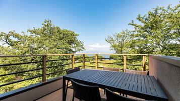 Vila Panorama, balkon, pemandangan laut sebagian | Pemandangan balkon