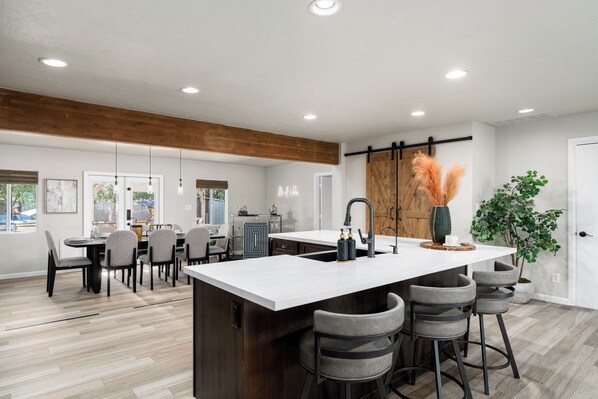 Dining - Stylish Scottsdale Retreat with Private Pool & Prime Location! (Scottsdale)