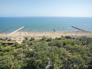 Beach nearby - La Quercia by Interhome (Caorle)