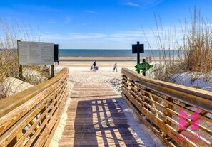 Shipyard Beach Club Beach Path
