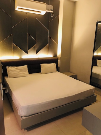 Ropa de cama de alta calidad, cubrecamas y colchones con efecto memoria