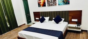 The Loya Hotel