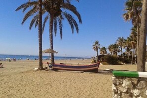Beach nearby - SR Wellingtonia Estepona Downtown (Estepona)