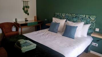 2 chambres, bureau, Wi-Fi, draps fournis