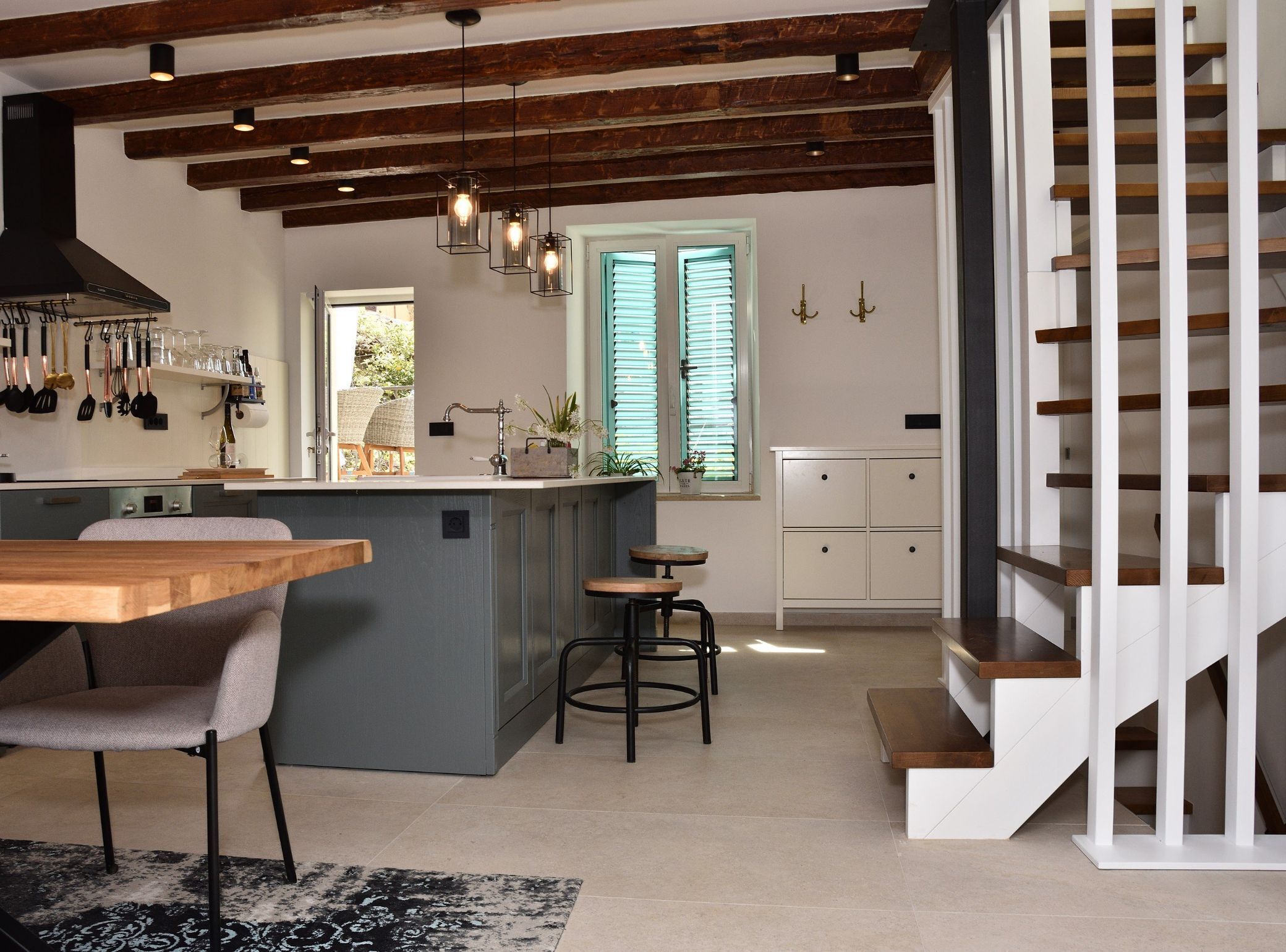 公寓 (One Bedroom Apartment with Terrace) | 私人廚房 | 電冰箱