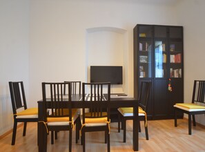 House (One Bedroom Apartment) | Living room | 32-inch flat-screen TV with satellite channels - Charming Rovinj Haven (Rovinj)