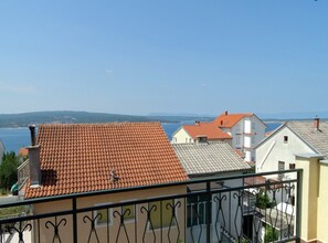 Appartement (One Bedroom Apartment with Sea View a) | Balcon