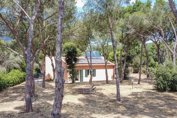 Exterior - Villa Dei Pini, Porto Azzurro (Porto Azzurro)