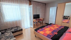 บ้านพัก (Classic Triple room with Balcony and ) | 5 ห้องนอน, Wi-Fi ฟรี