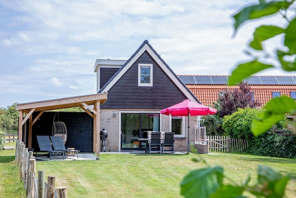 House | Exterior