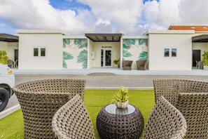 Exterior - 2BR/2BA 4MINS to Beach at LUX Villa 5 by Bocobay (Aruba | Private Villa)