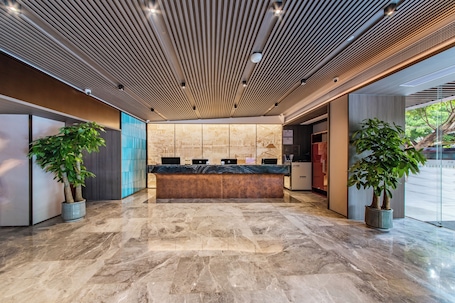 Recepción. Fushang Hotel Guangzhou Yuexiu Park