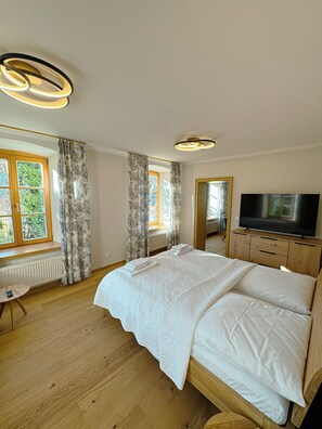 2 slaapkamers, een strijkplank/strijkijzer, gratis wifi, beddengoed