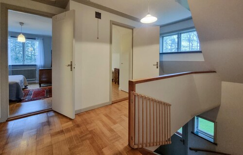 Pet friendly home in Vara with WiFi