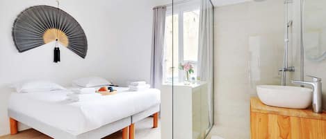 Apartment | Bathroom