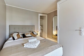 Apartment | 1 bedroom, laptop workspace, iron/ironing board, bed sheets - Apartment Centre de Paris Le Marais (Paris)