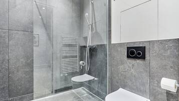 Apartment | Bathroom | Hair dryer, soap, shampoo