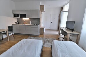 In-room dining - Vienna Lotus Apartment (Vienna)
