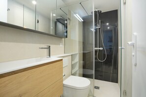 Apartment | Bathroom