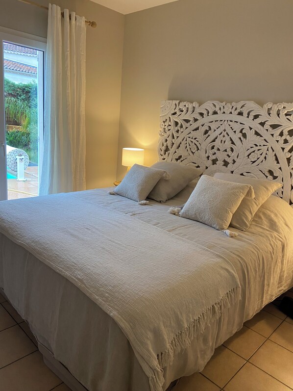 5 bedrooms, iron/ironing board, travel cot, free WiFi