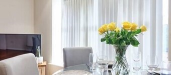 Central Chelmsford / A12 / Sleeps 7 / Free Parking / Ensuite