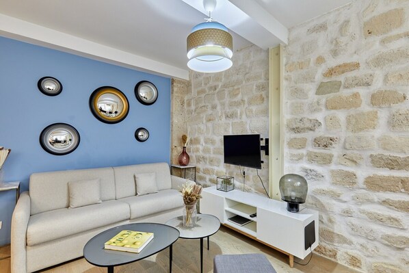 Apartment | Living area