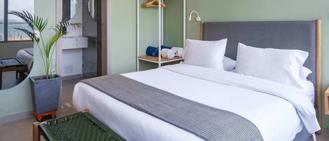 1 chambre, fer et planche à repasser, Wi-Fi, draps fournis