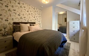 2 camere, ferro/asse da stiro, culla da viaggio, Wi-Fi gratuito