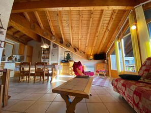 Fernseher, Kamin