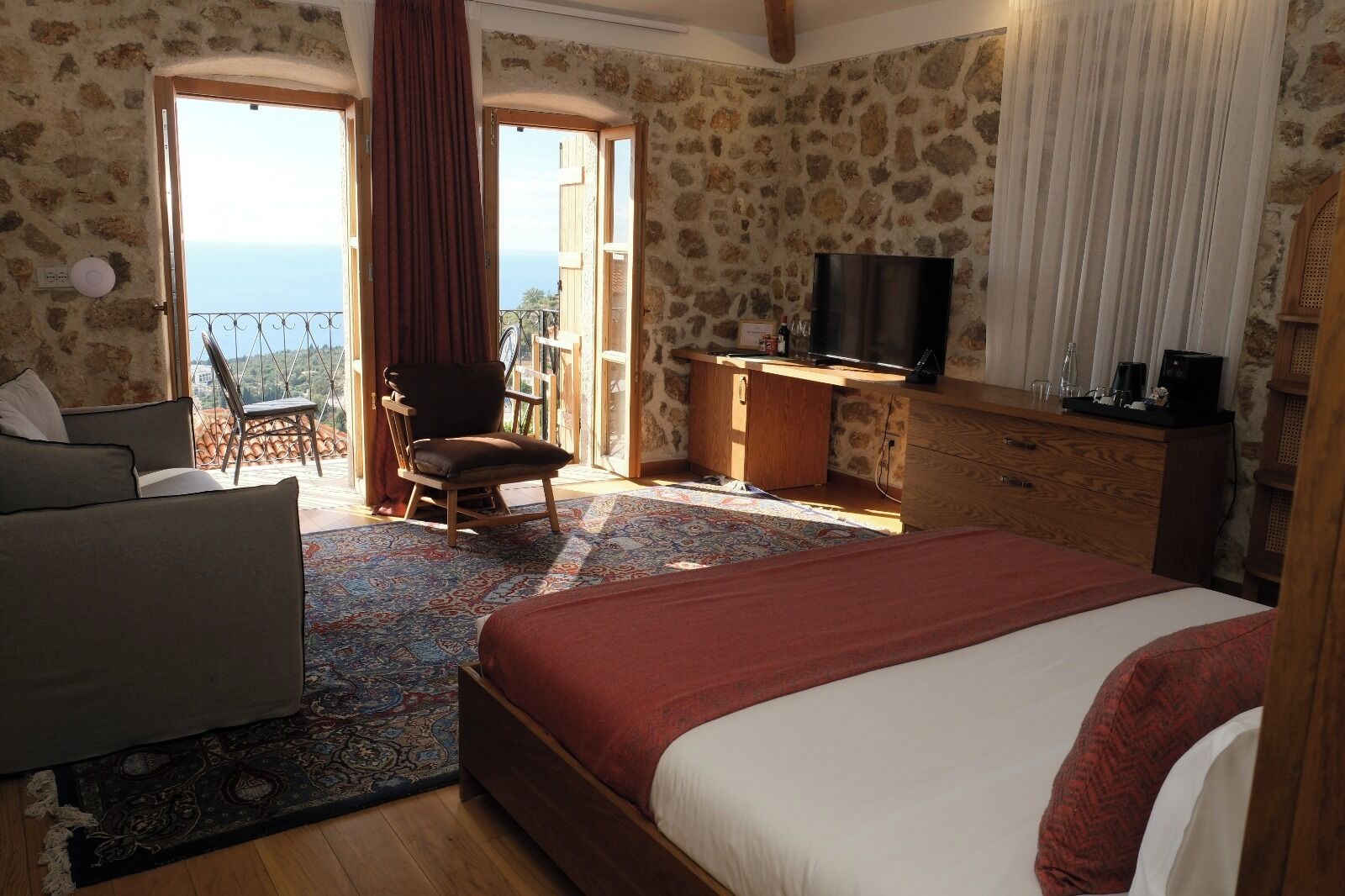 Zoe Hora Hotel Dhermi Albania interior view 2